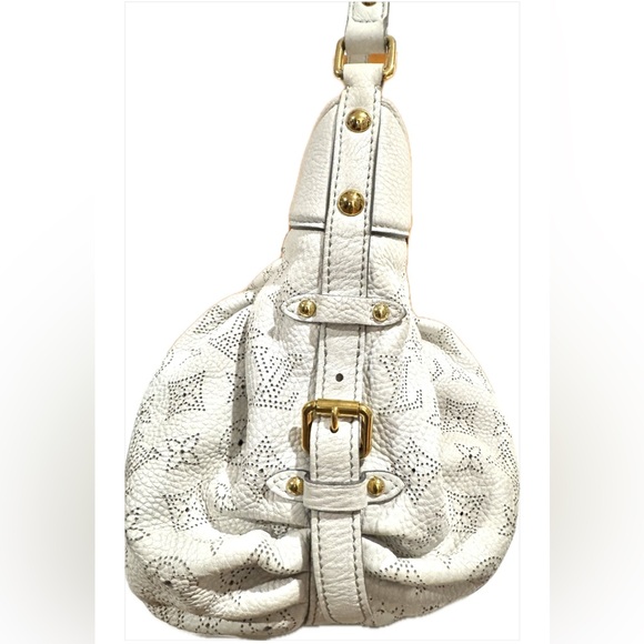 (SOLD) Louis Vuitton Mahina GM Bag - Picture 4 of 13